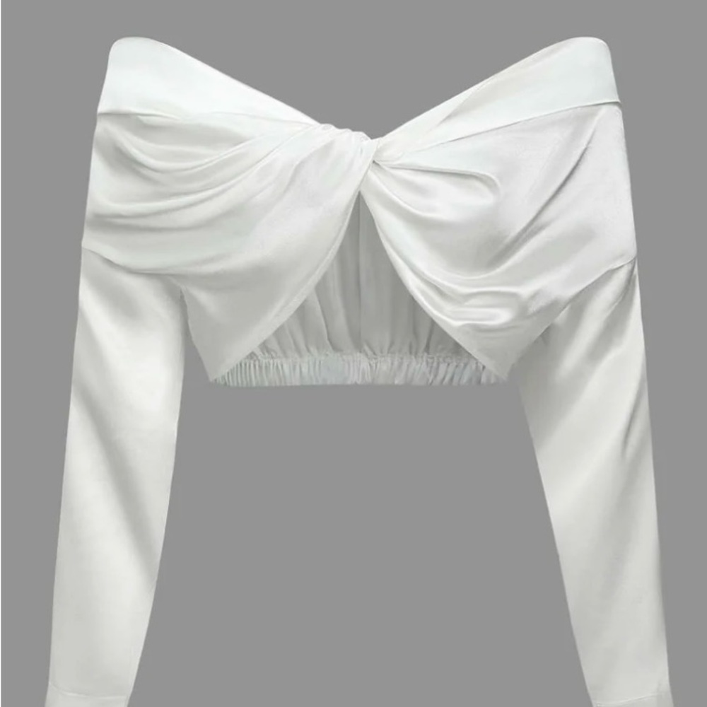 Micas off the shoulder crop blouse